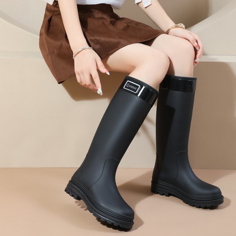 Kitchen work boots